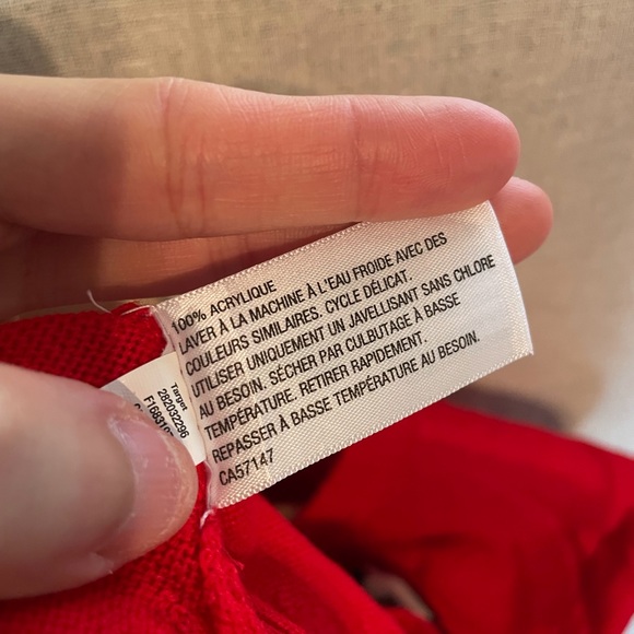 Xhilaration lovely  3/4 Sleeve cat light thin sweater size S/P - Picture 8 of 8